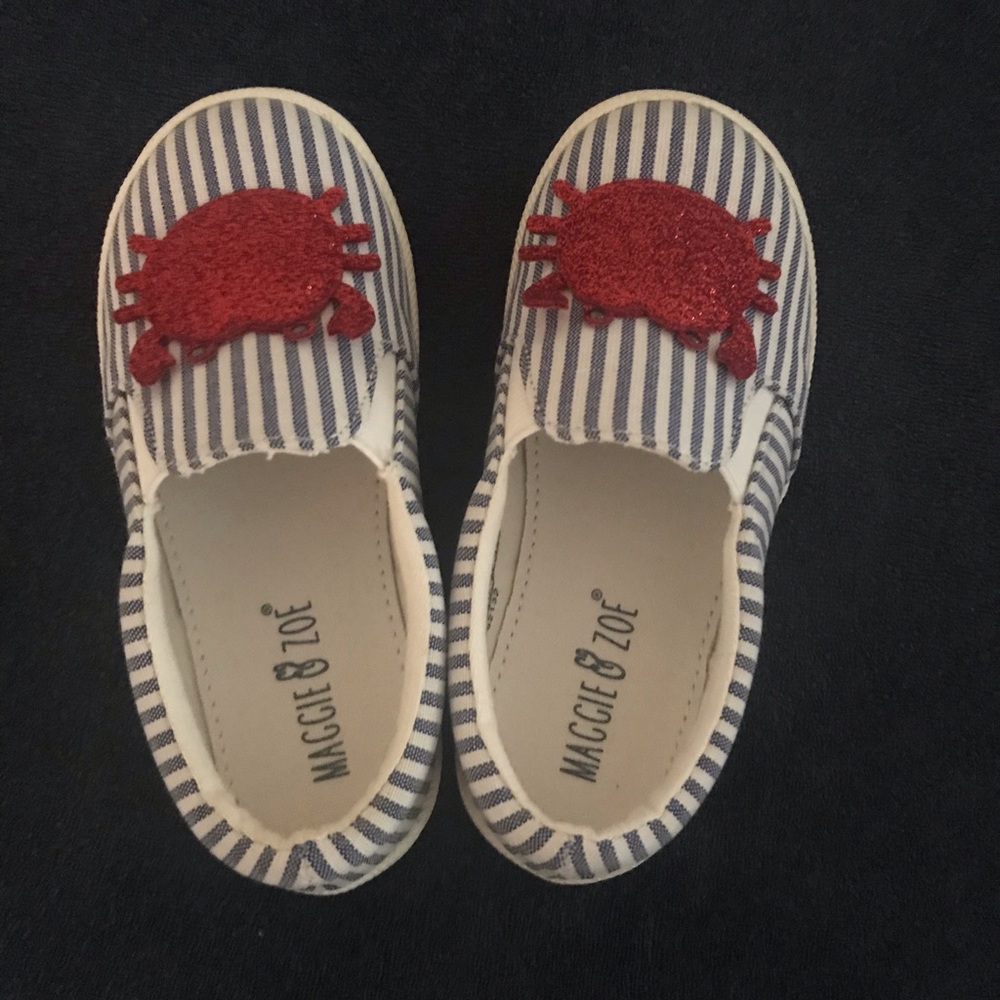 Kids crab shoes